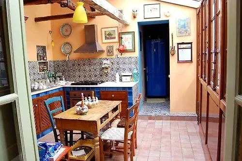 La Dimora Del Genio Bed & Breakfast Palermo Italy