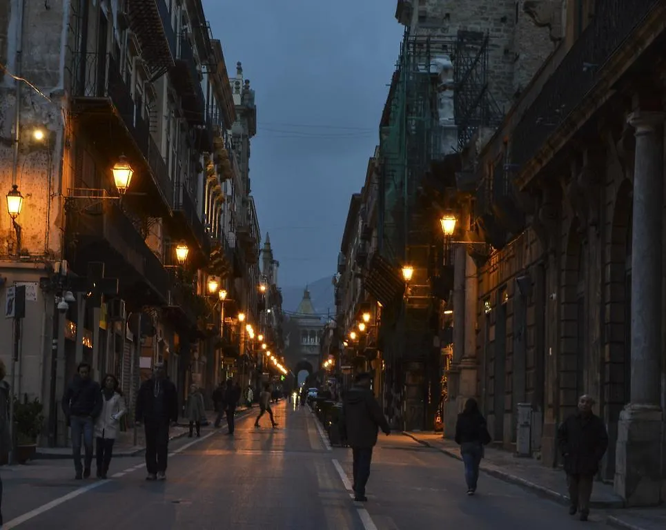 La Dimora Del Genio Bed & Breakfast Palermo