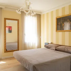 https://little-house.hotelinveneto.com